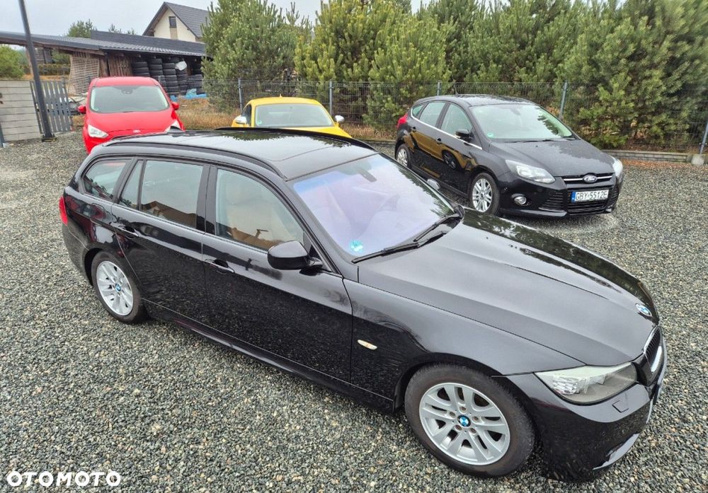 BMW Seria 3 - 24