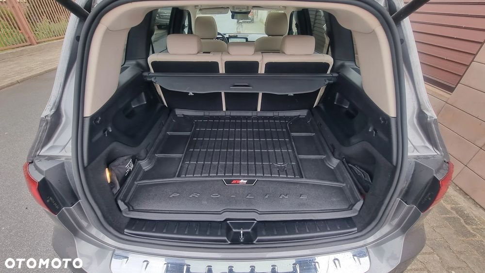 Mercedes-Benz GLB 250 4-Matic AMG Line 8G-DCT - 35