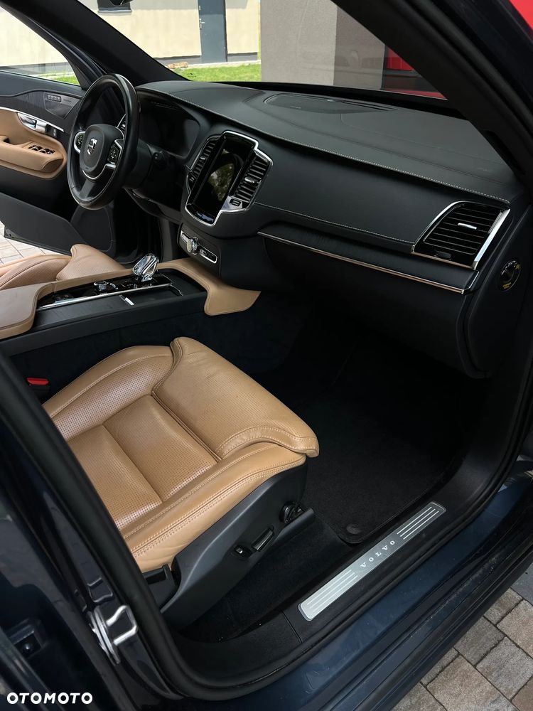 Volvo XC 90 B5 D AWD Inscription - 13