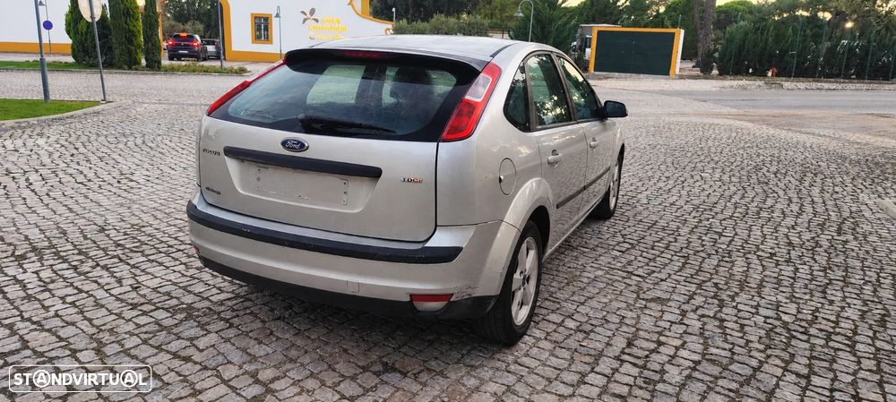 Ford Focus 1.6 TDCi Ghia - 2