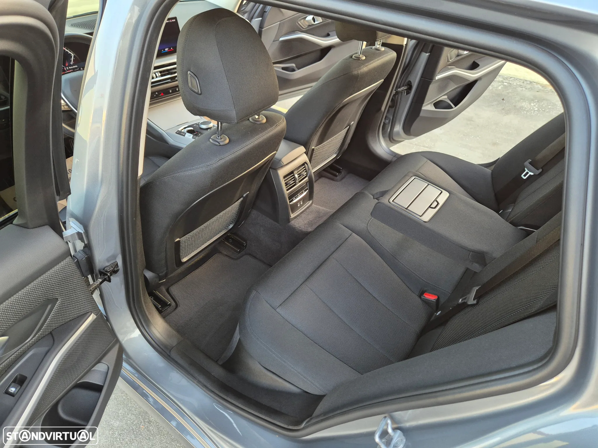 BMW 320 e Touring Auto - 49