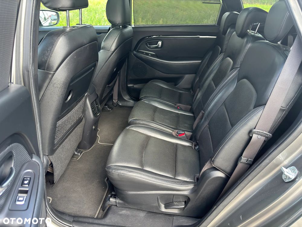 Kia Carens 1.7 CRDi Spirit - 10