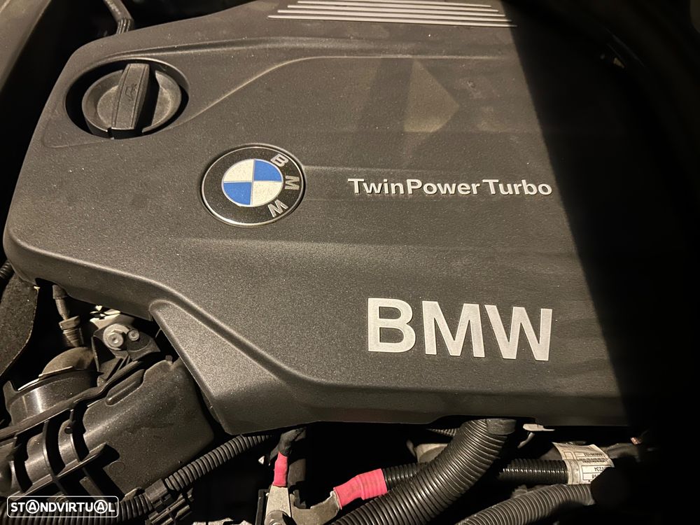 BMW 318 Gran Turismo d Aut. Luxury Line - 35