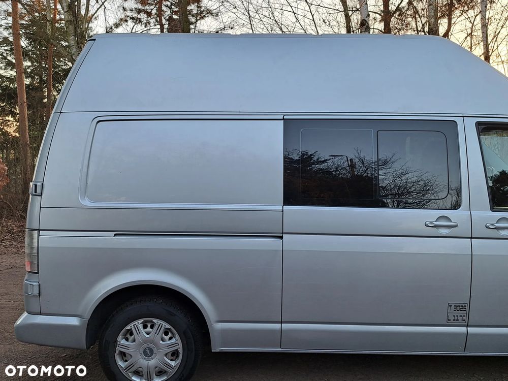 Volkswagen Transporter - 22