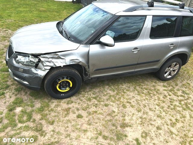Skoda Yeti Tour Out 2.0 TDI SCR 4x4 - 11