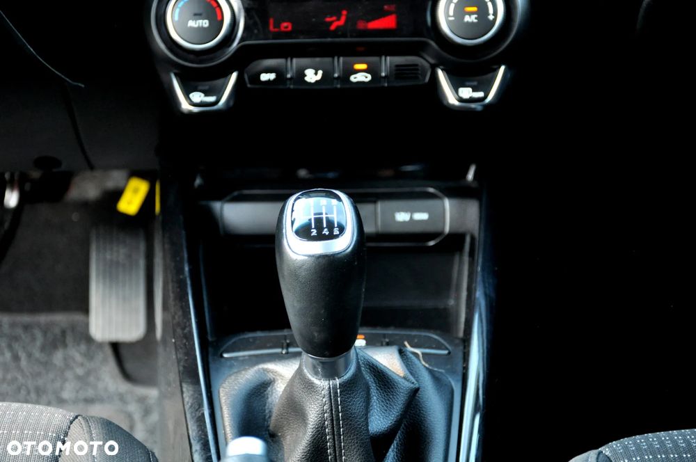 Kia Stonic 1.4 XL - 37