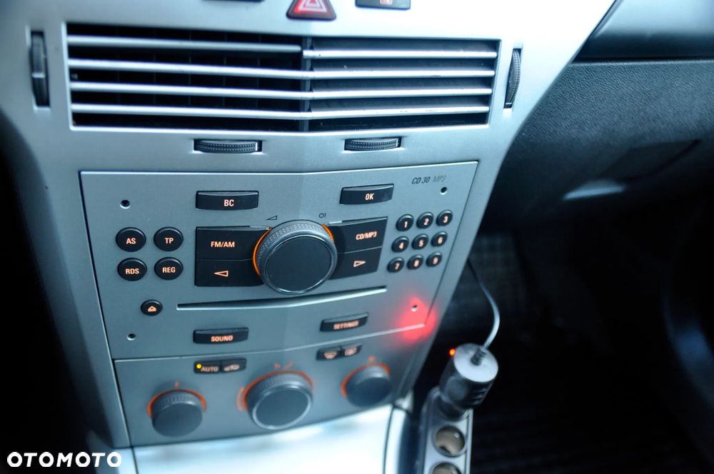 Opel Astra 1.4 Enjoy - 14