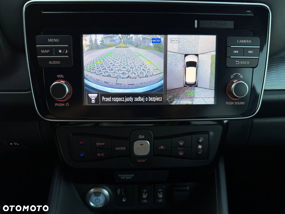Nissan Leaf 40 kWh N-Connecta - 26