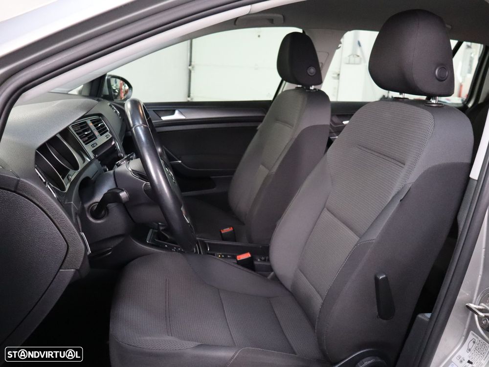 VW Golf Variant 1.6 TDi Confortline DSG - 6