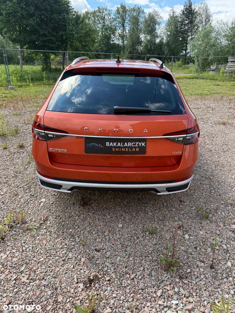 Skoda Superb 2.0 TDI SCR 4x4 Scout DSG - 6