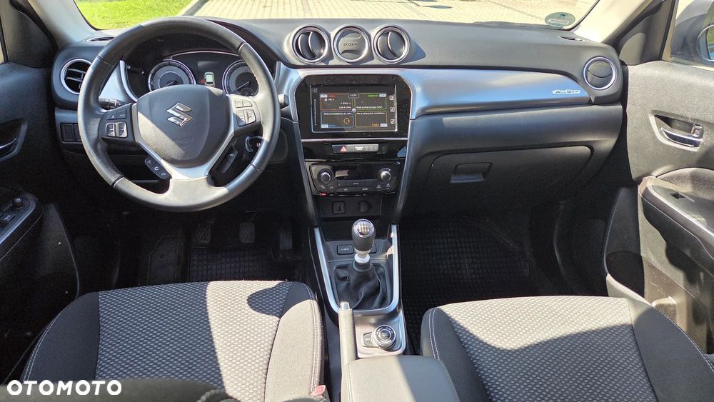 Suzuki Vitara 1.4 Boosterjet Allgrip Comfort+ - 11
