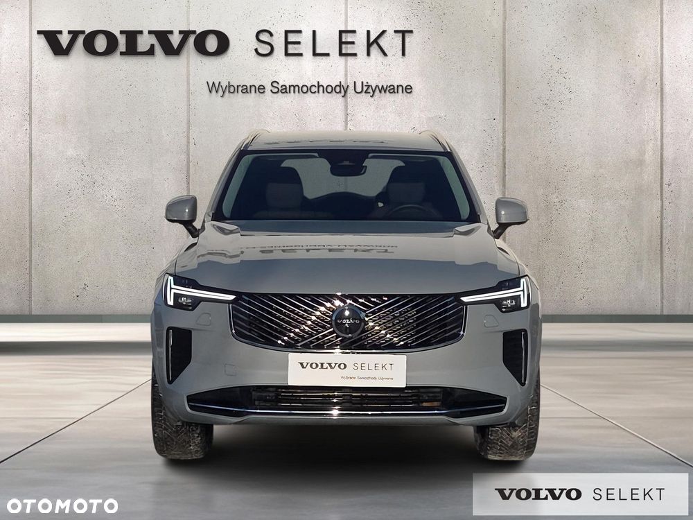 Volvo XC 90 - 8