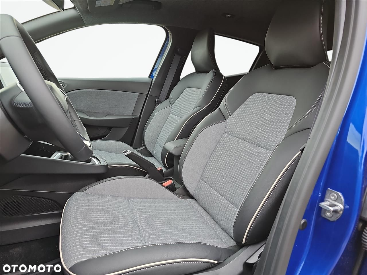 Renault Clio - 16