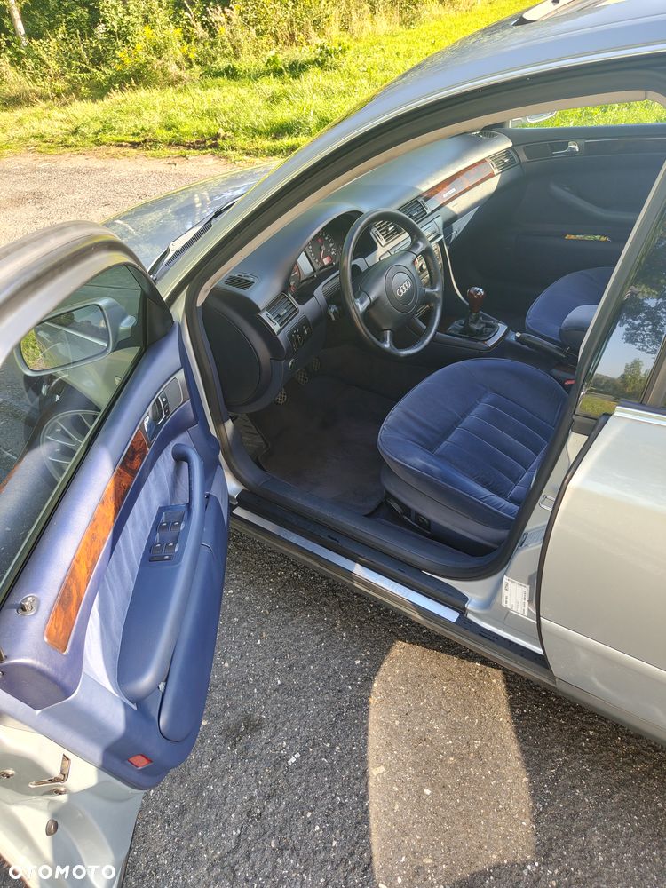 Audi A6 Limousine 2.8 Quattro - 9