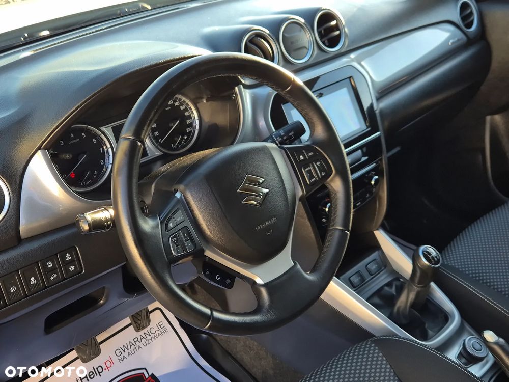 Suzuki Vitara - 24
