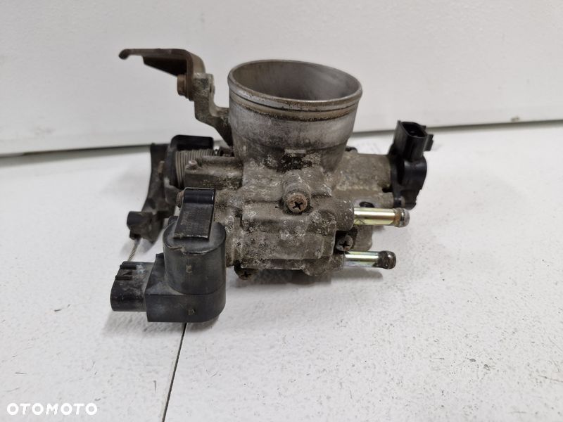 toyota avensis t25 1.8 vvti przepustnica powietrza 22270-22061 89452-20130 - 7