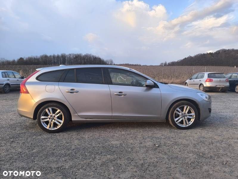 Volvo V60 D5 AWD Geartronic - 3