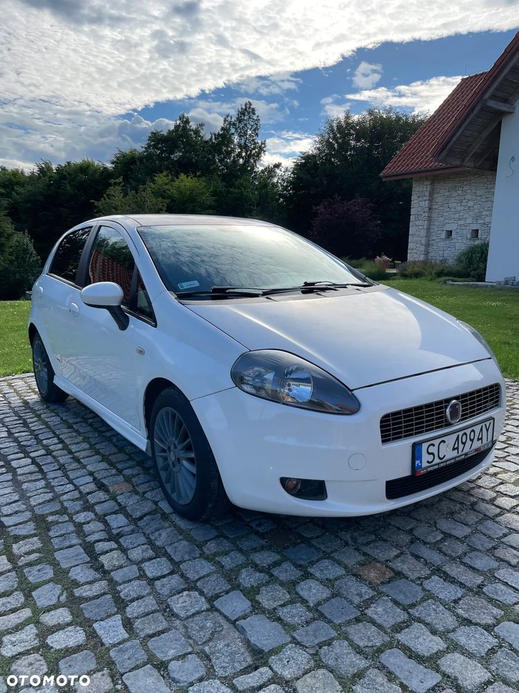 Fiat Grande Punto - 6