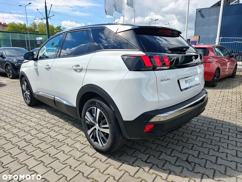 Peugeot 3008 1.2 PureTech Allure Pack S&S EAT8 - 4
