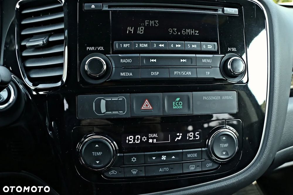 Mitsubishi Outlander - 31