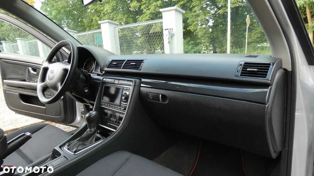 Audi A4 Limousine 2 - 18