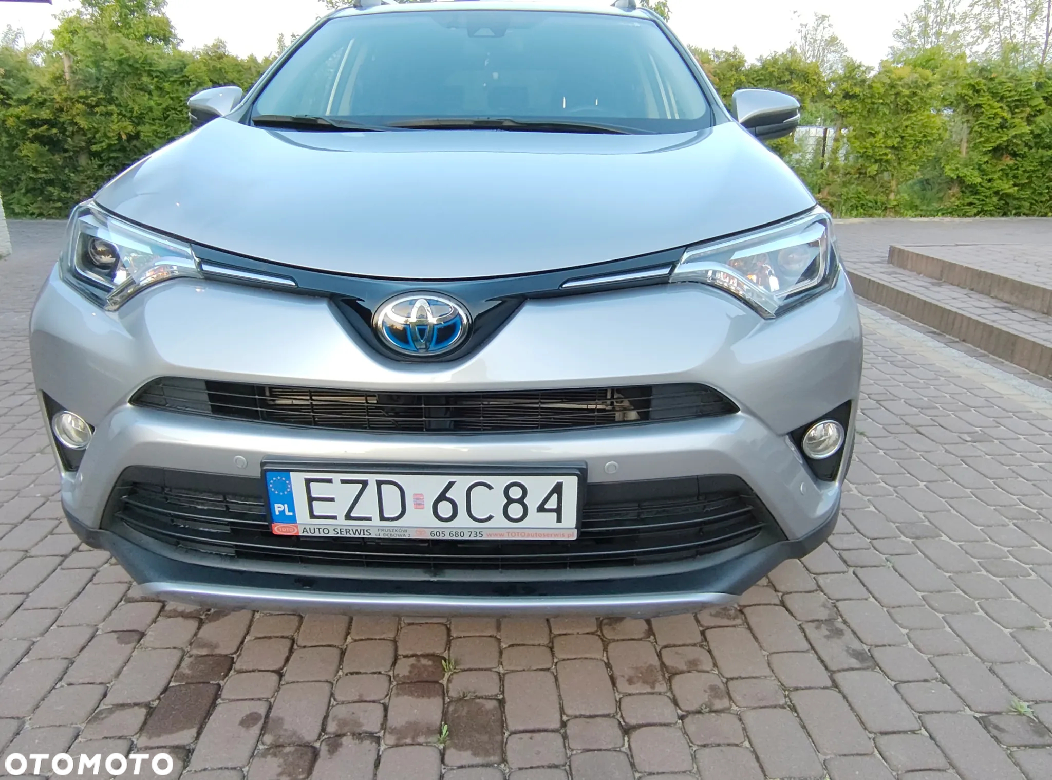 Toyota RAV4 Hybrid Premium 4x2 - 11