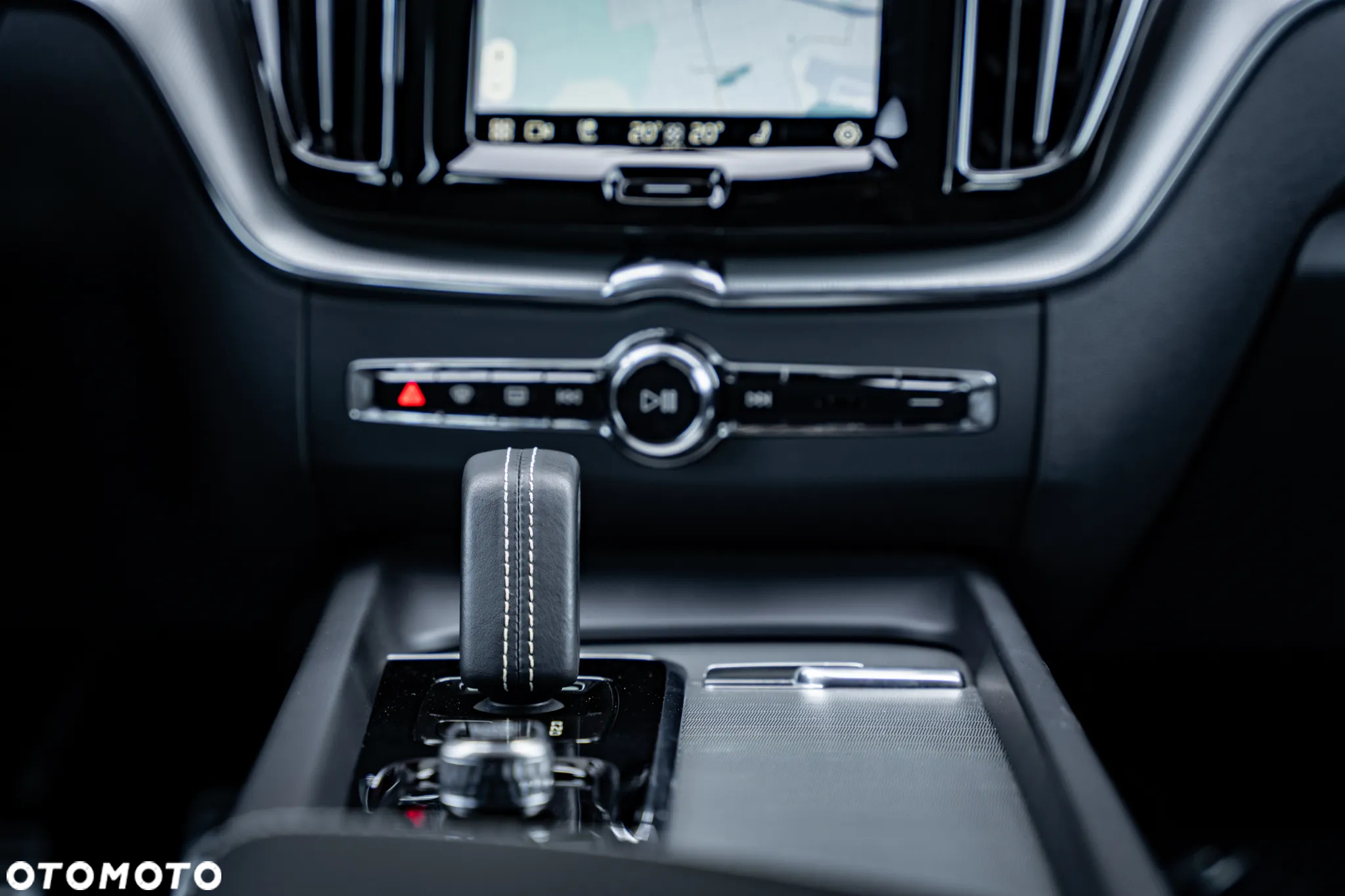 Volvo XC 60 B5 B AWD Geartronic RDesign - 39
