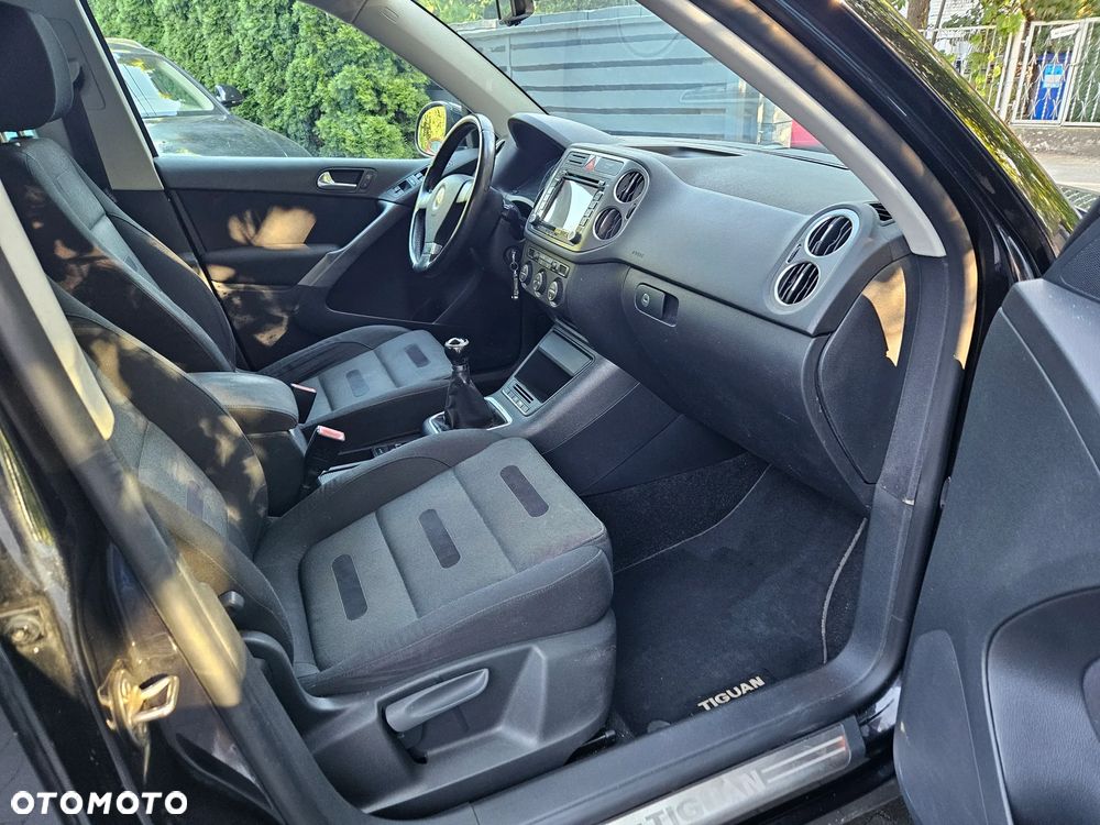 Volkswagen Tiguan 2.0 TSI 4Motion Track & Field - 11