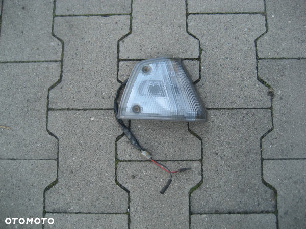 honda civic iii 83-87r kierunkowskaz prawy 181427l