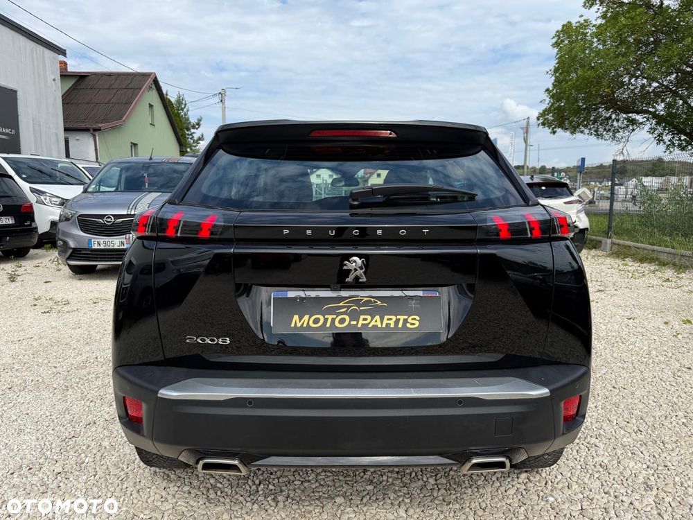 Peugeot 2008 - 7
