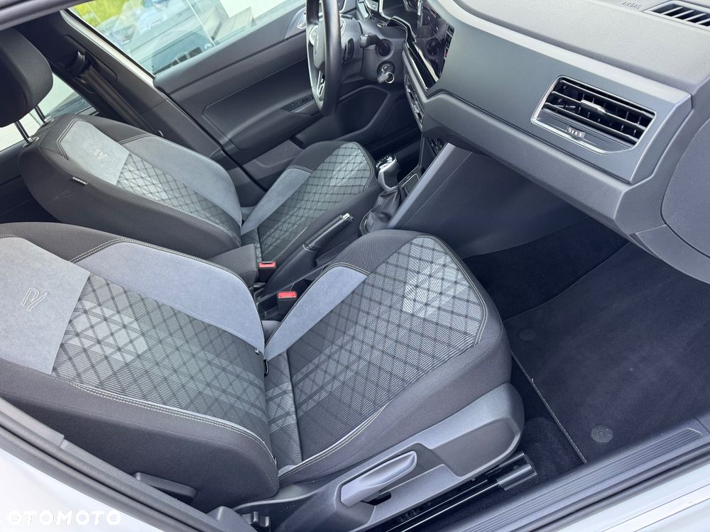 Volkswagen Taigo 1.5 TSI ACT R-Line Plus DSG - 24