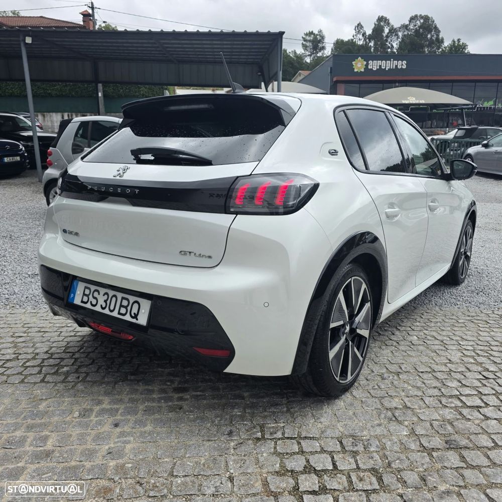 Peugeot e-208 50 kWh GT Line - 15
