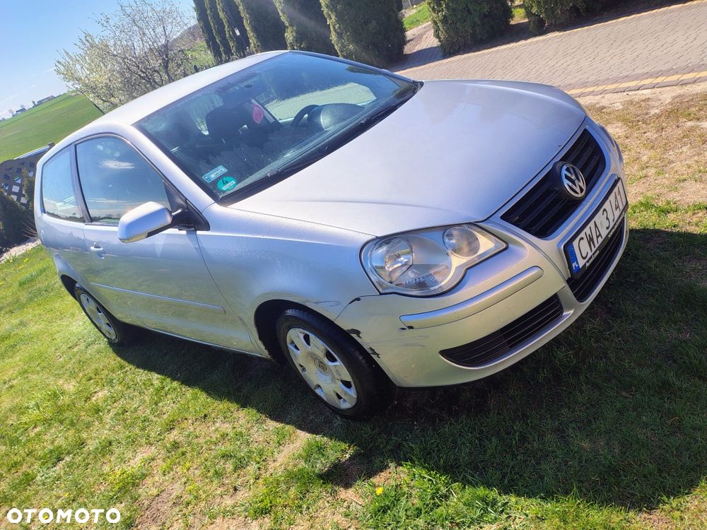 Volkswagen Polo - 2