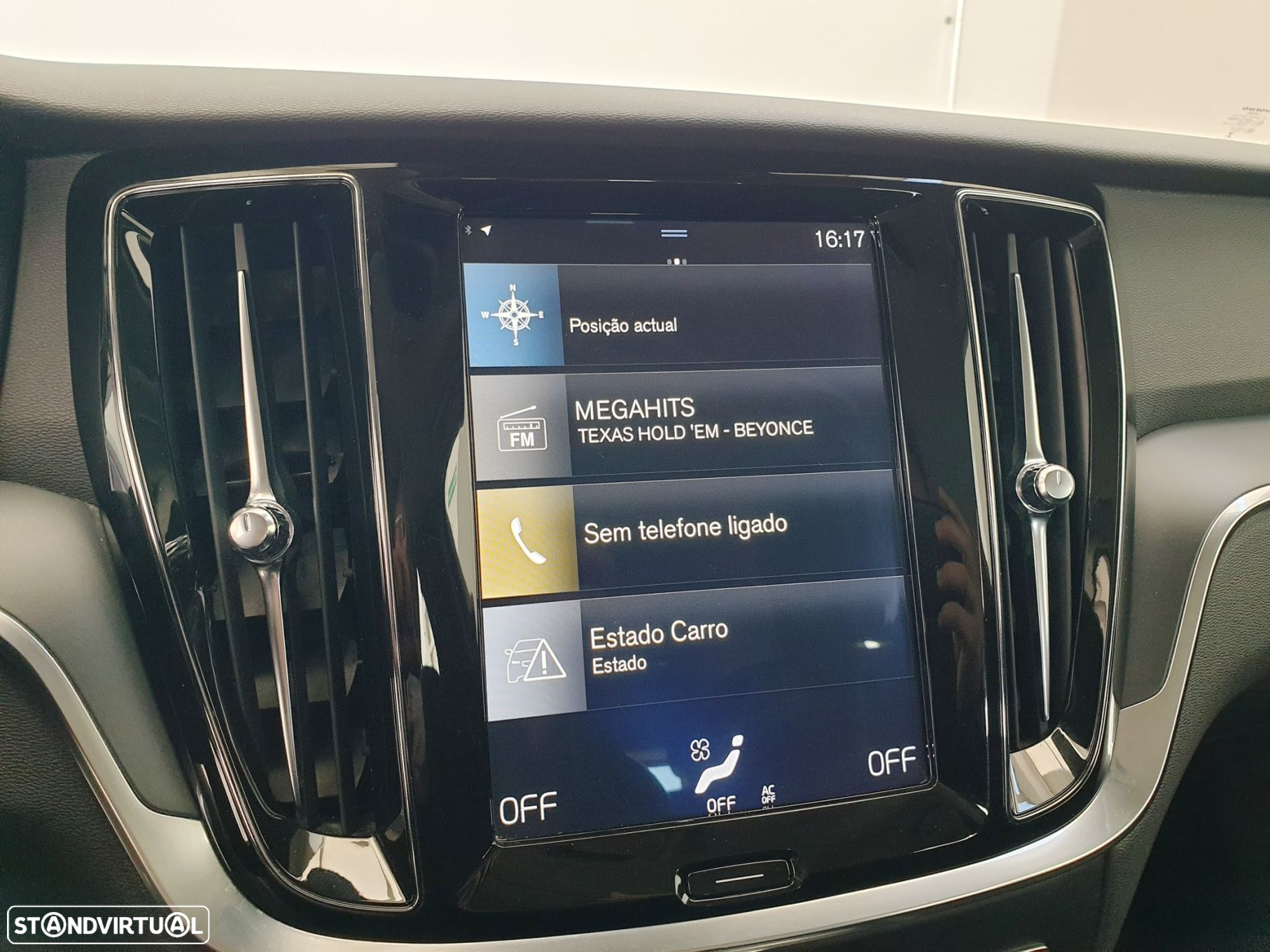 Volvo V60 2.0 D3 Momentum Plus - 22