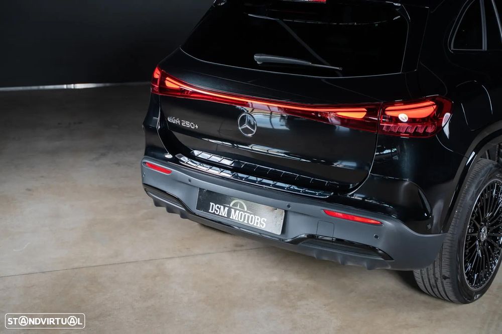 Mercedes-Benz EQA 250+ AMG Line - 10