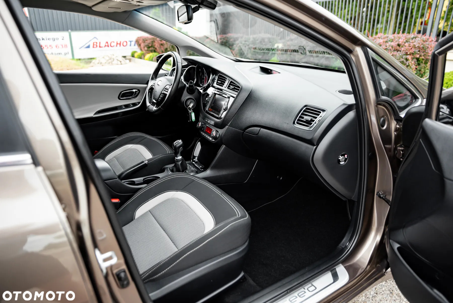 Kia Ceed Cee'd 1.6 GDI L - 23