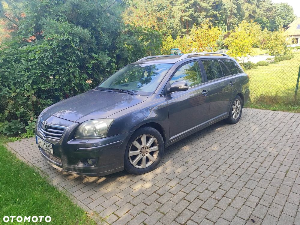 Toyota Avensis 2.0 D-4D Sol plus+NAVI - 1