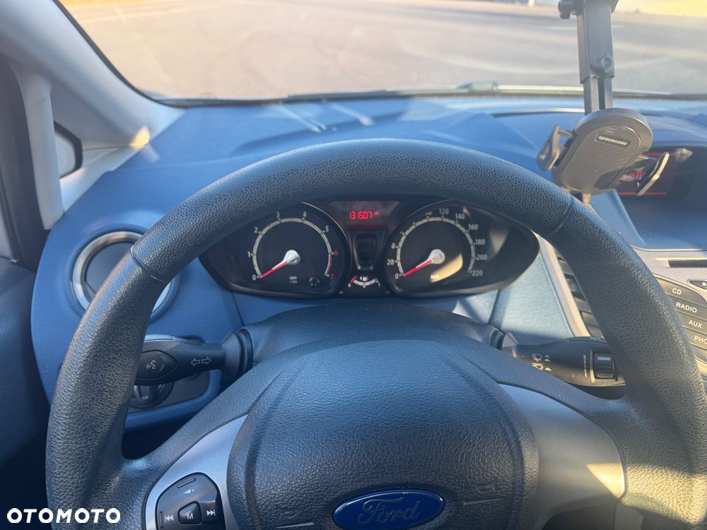 Ford Fiesta - 20