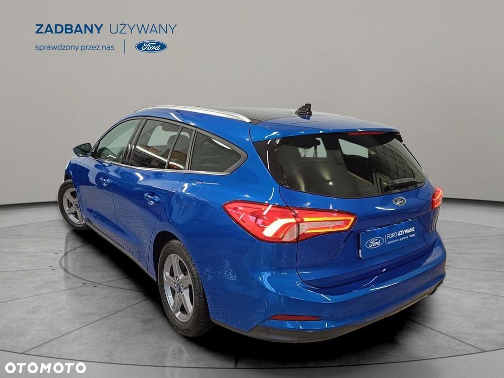 Ford Focus 2.0 EcoBlue Start-Stopp-System TITANIUM - 4