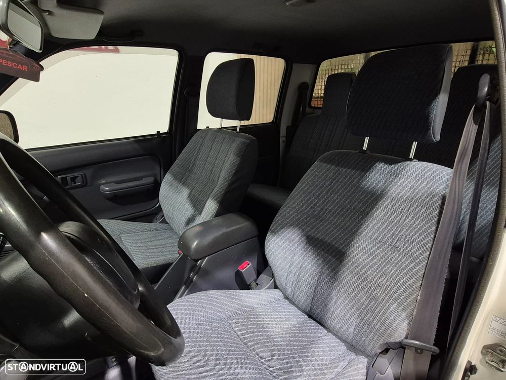 Toyota Hilux 2.4D - 150.000KM | GARANTIA | IVA - 5 LUGARES - 15