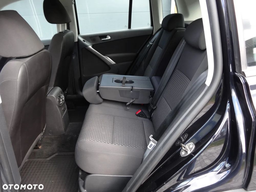 Volkswagen Tiguan - 23