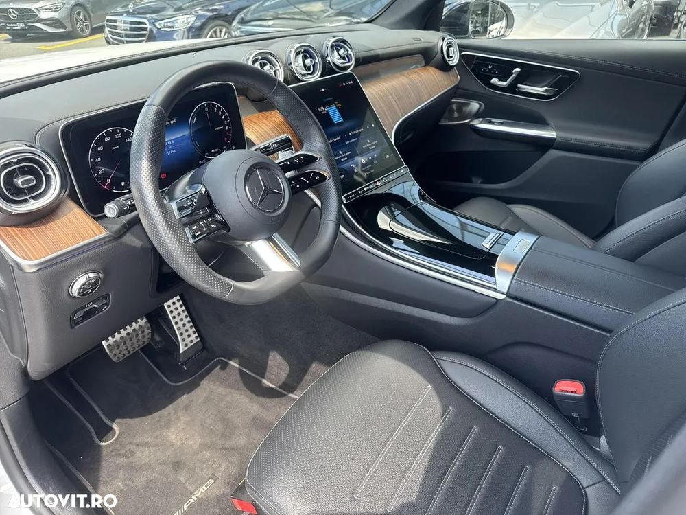 Mercedes-Benz GLC 300 e 4MATIC - 9