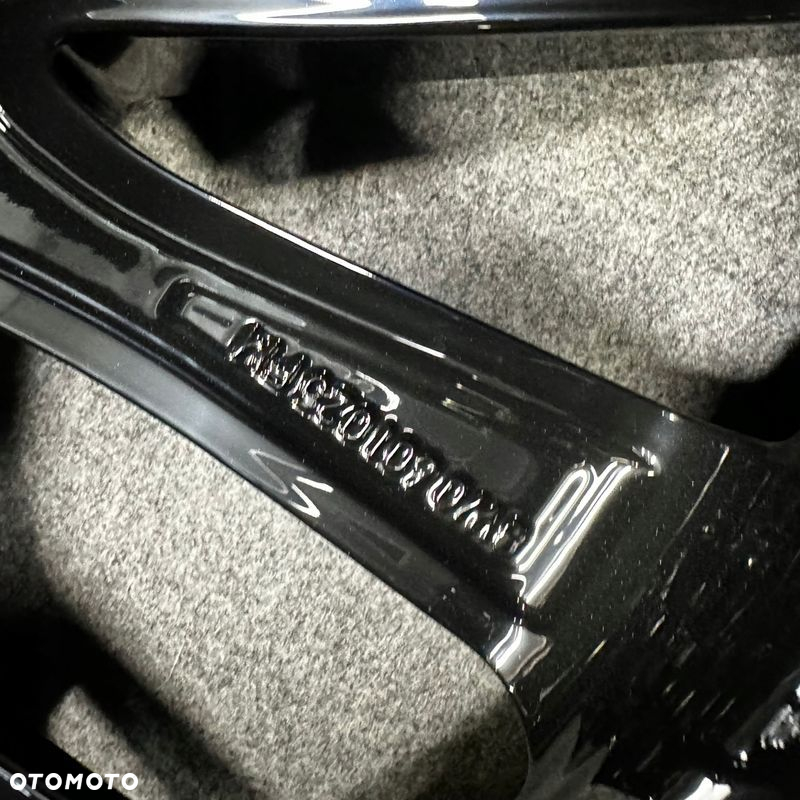 KOMPLET FELG AUDI A5 8W 8W0 S-LINE 18'' 8W0601025FM 18 - 8
