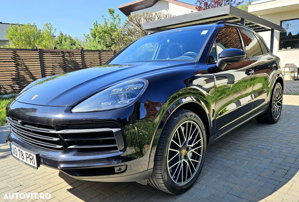 Porsche Cayenne Standard - 1