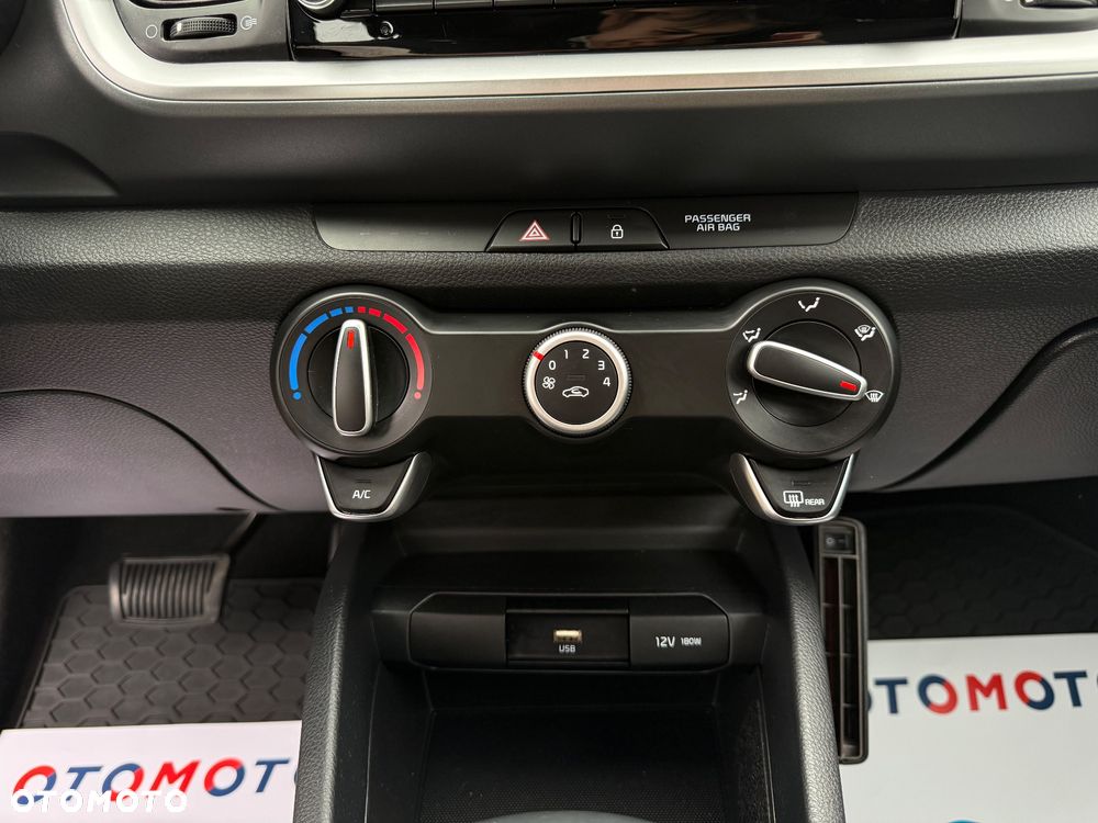 Kia Stonic 1.0 T-GDI M DCT - 26