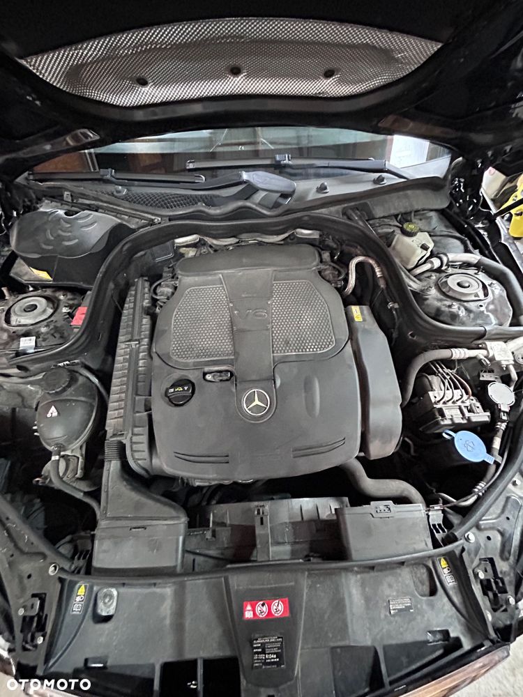 Mercedes-Benz Klasa E 350 4-Matic Classic - 9