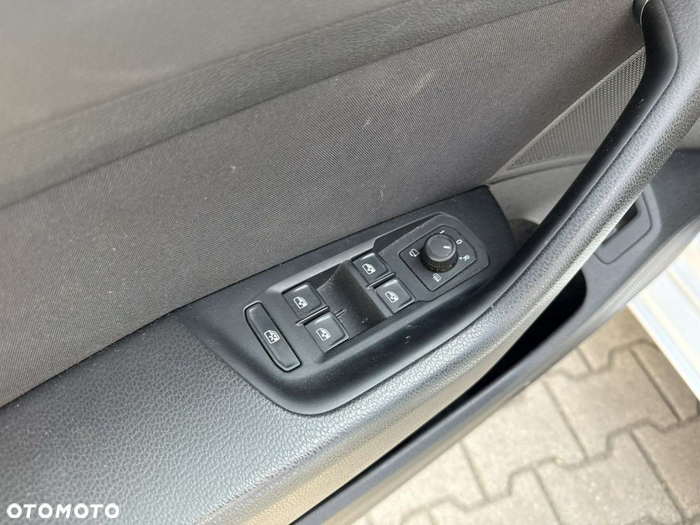 Volkswagen Passat 1.5 TSI EVO Business DSG - 12