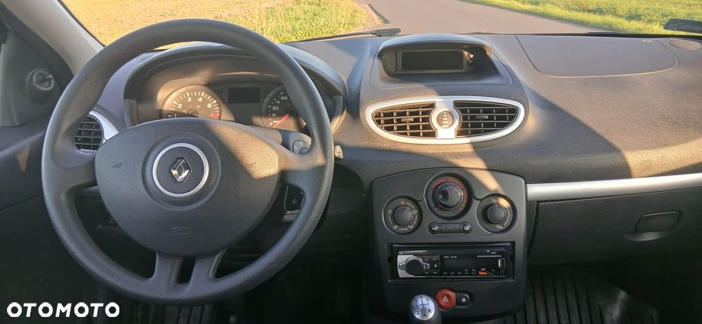 Renault Clio - 5