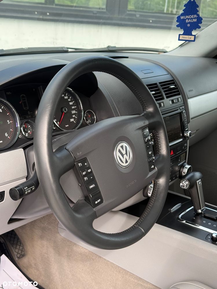 Volkswagen Touareg 3.0 V6 TDI DPF Perfect Tiptr - 18