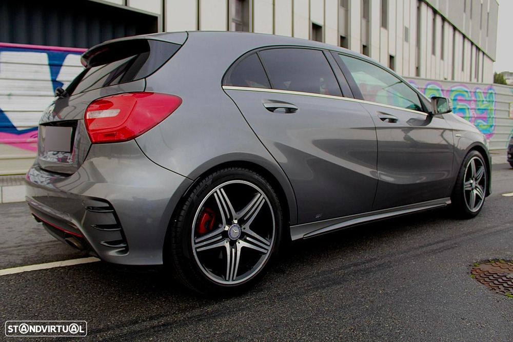 Mercedes-Benz A 250 Sport 7G-DCT - 2